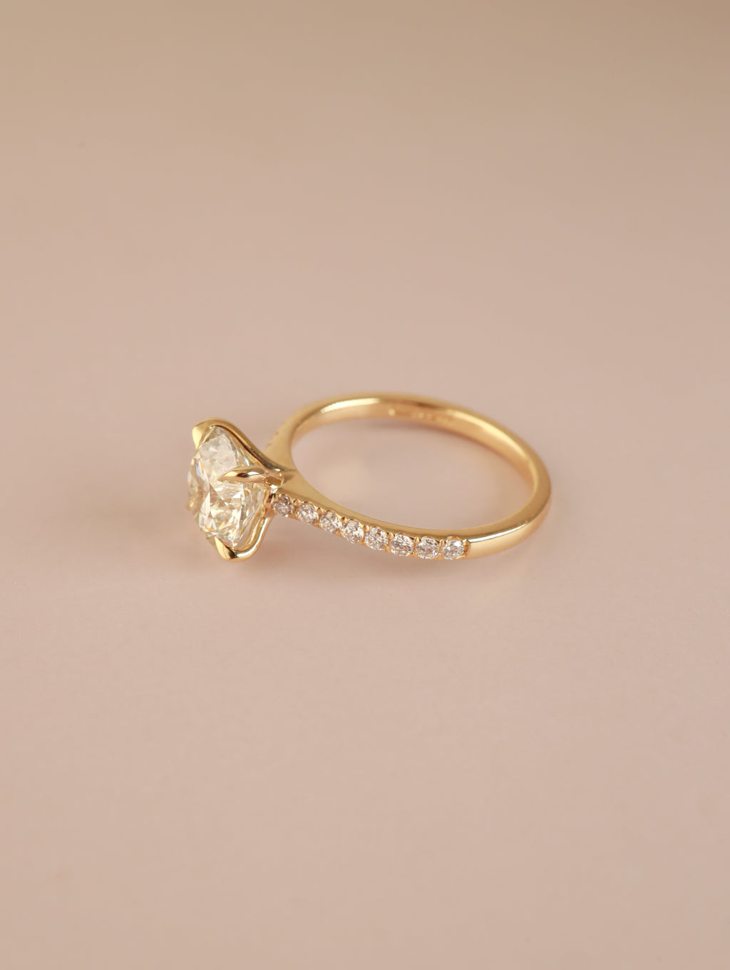 Round shape Lab Grown diamond Engagement ring with microset shoulders in yellow gold