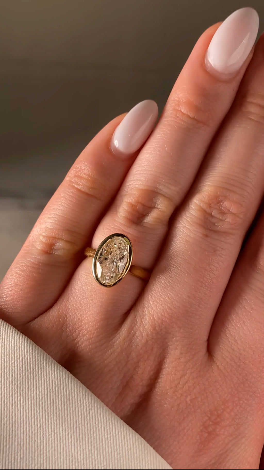 Vienne Bezel Diamond Engagement Ring